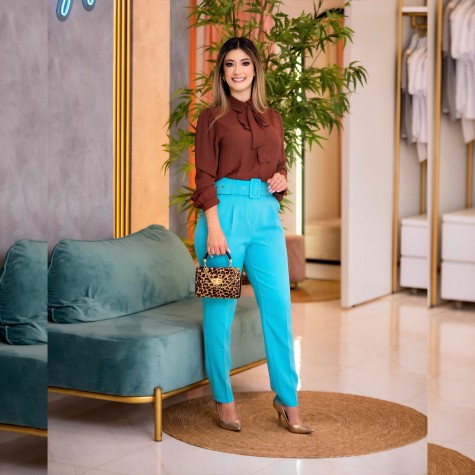 Pantalon sastreria con cinto ..